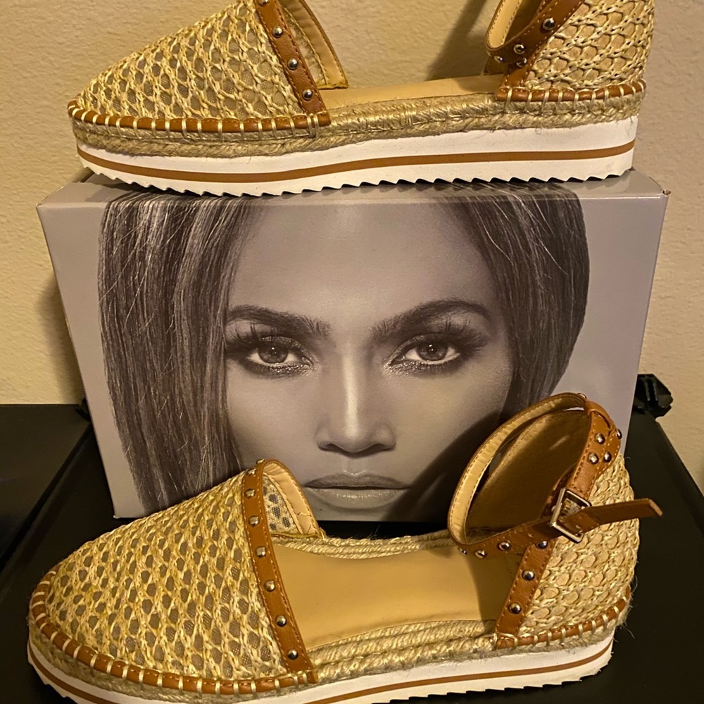 Jennifer Lopez Women shoes, Size 11